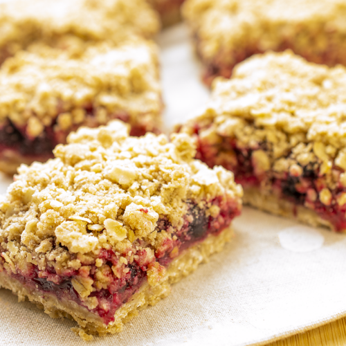 The Baking Life - Berry Crumble Bake